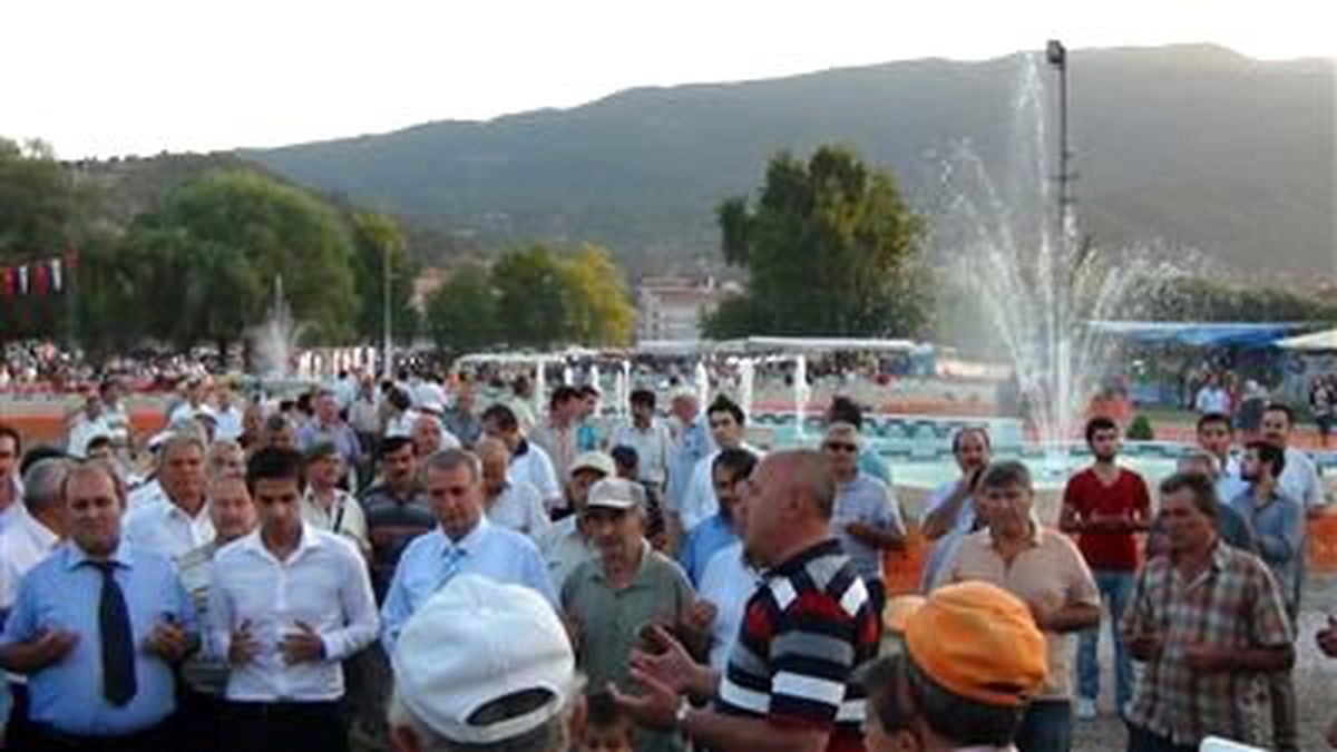 Panayır Coşkusu Depremi Unutturdu