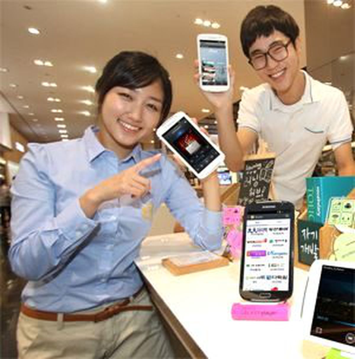 Samsung\'un Yeni Bombası Galaxy Player 5.8 Karşınızda