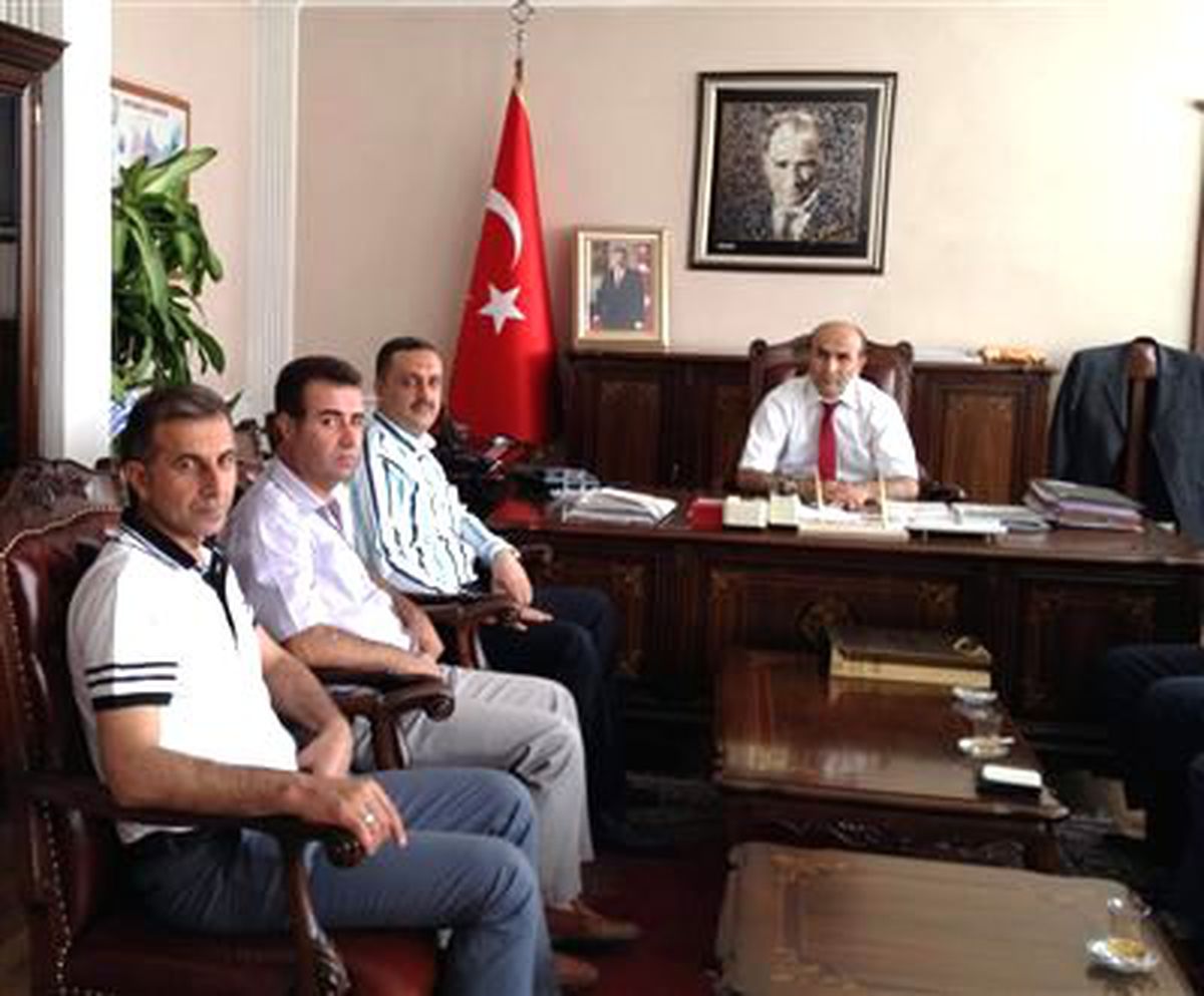 Tümsiad\'an Valiye Ziyaret