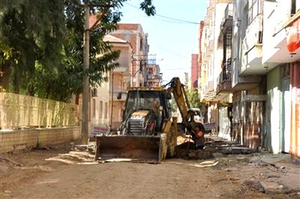Turgutlu Belediyesi Sokakları Yeniliyor