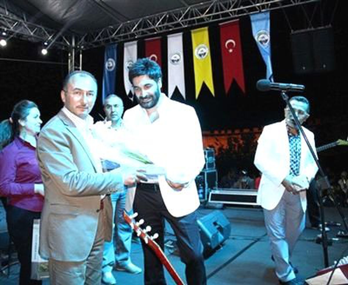 Uğur Işılak Ardahanlıları Coşturdu