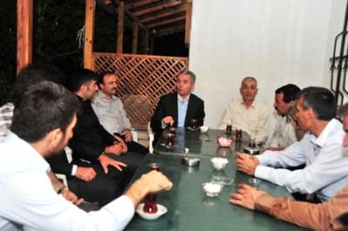 Uzun, Çar Ailesi\'nin Acı Gününde Yanındaydı