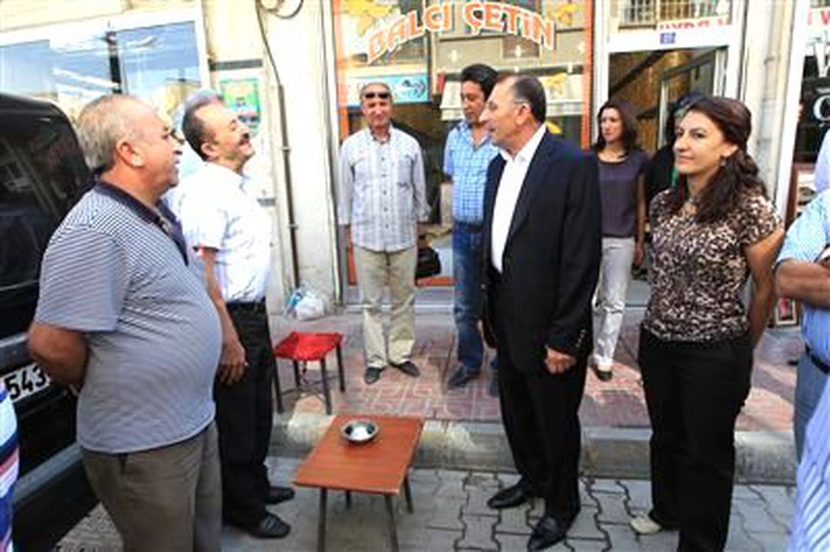 Van Belediye Başkan Vekili Abi\'den Esnaf Ziyareti