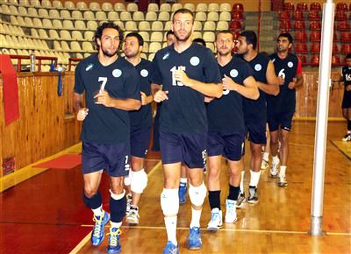 4 Eylül Belediyespor Voleybol Takımı Lige Hazırlanıyor