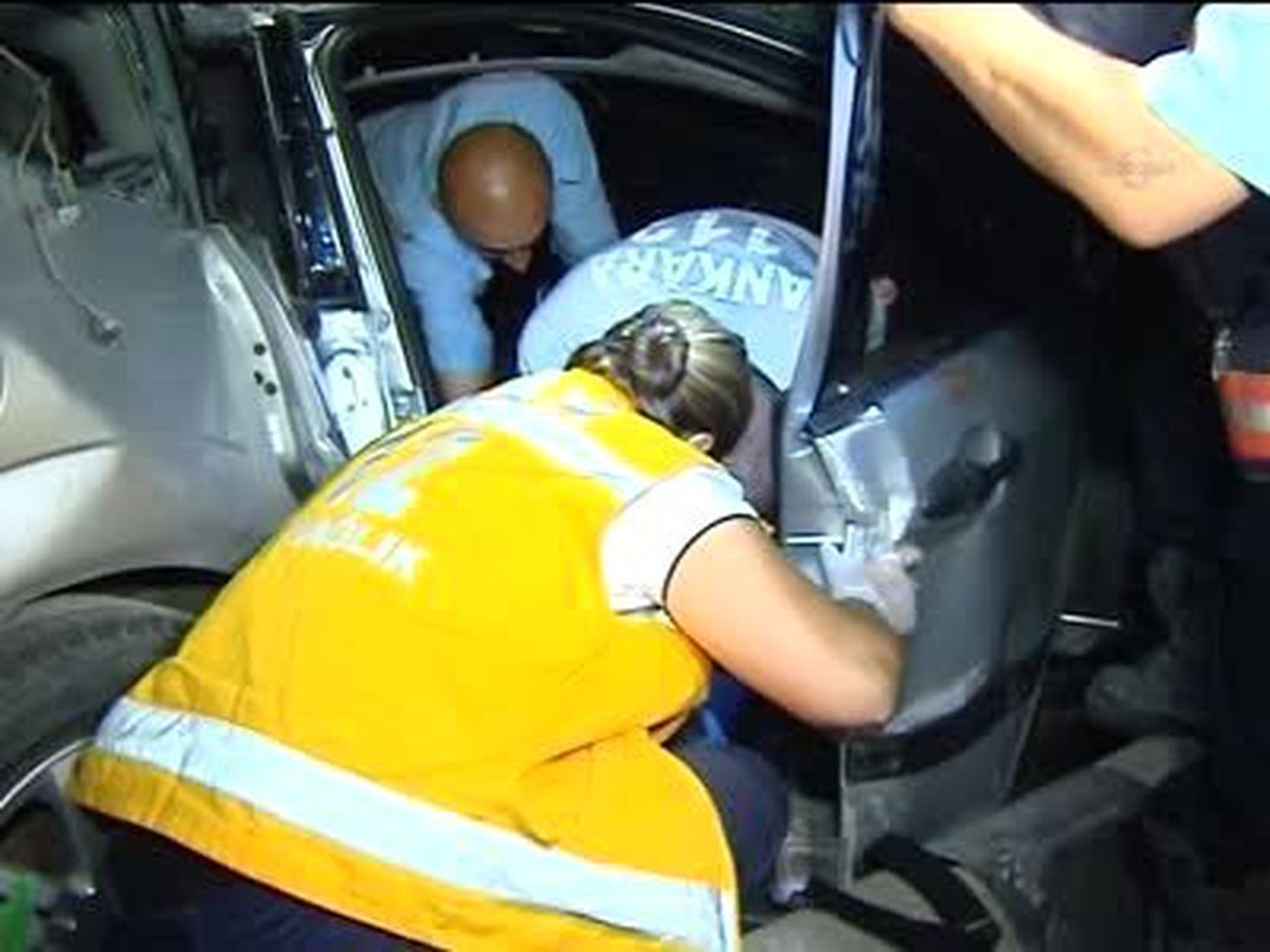 Ankara\'da Trafik Kazası: 2 Yaralı