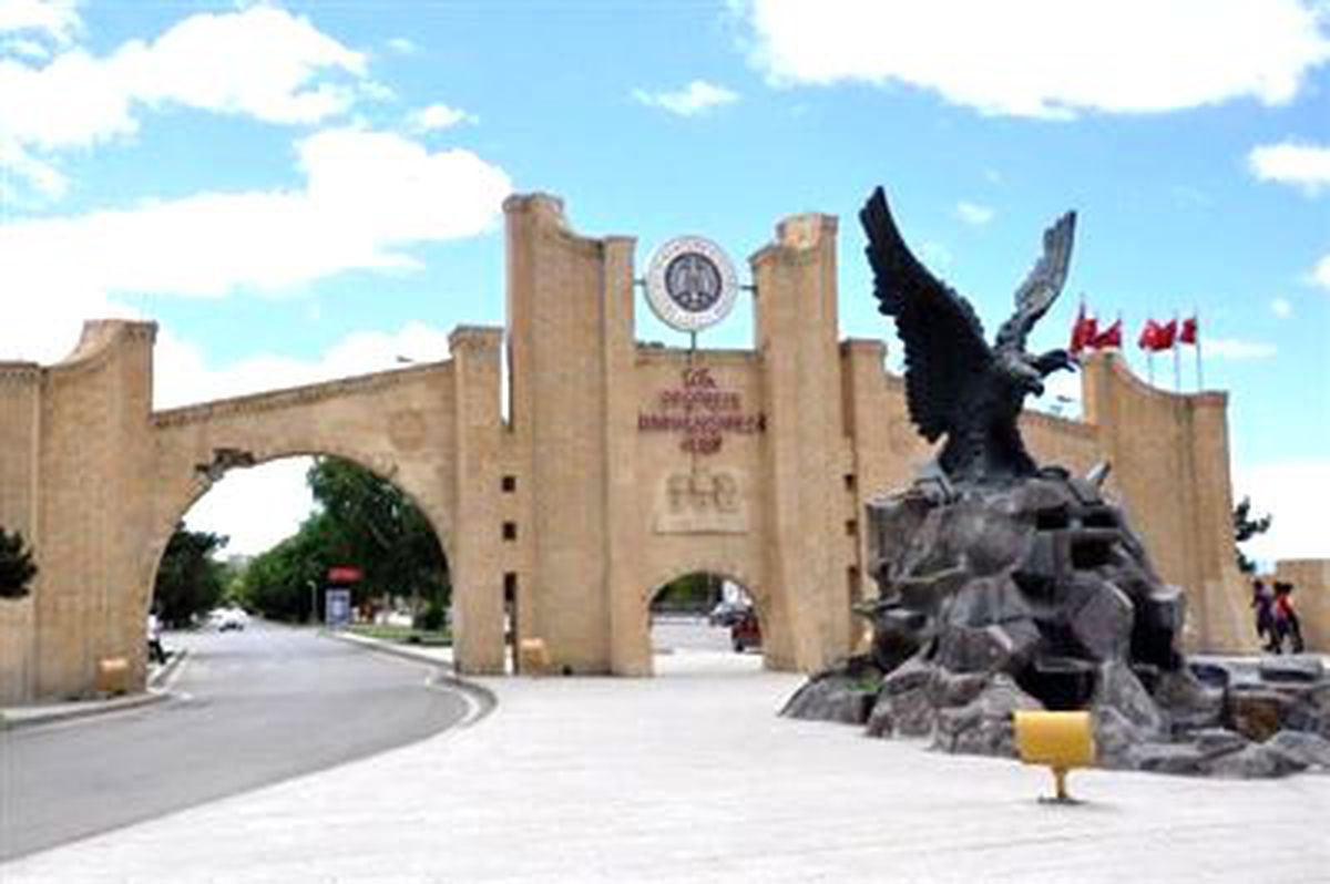 Atatürk Üniversitesi\'ne 33 Bin Öğrenci Alınacak