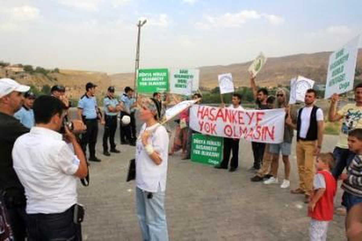 Bakan Veysel Eroğlu Hasankeyf\'e Girmedi