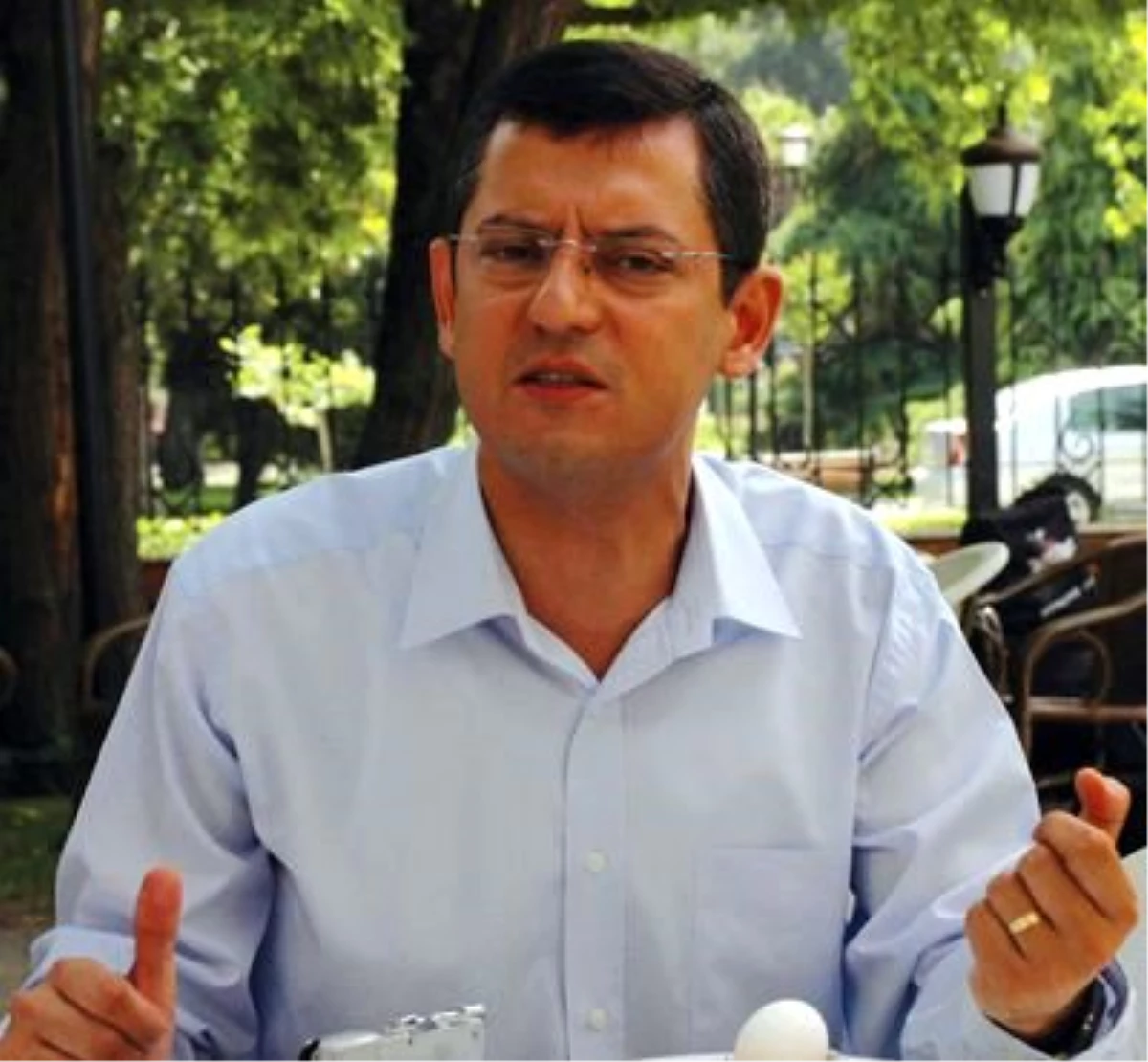 CHP Manisa Milletvekili Özel: "Belediye Başkanlığına Aday Değilim"