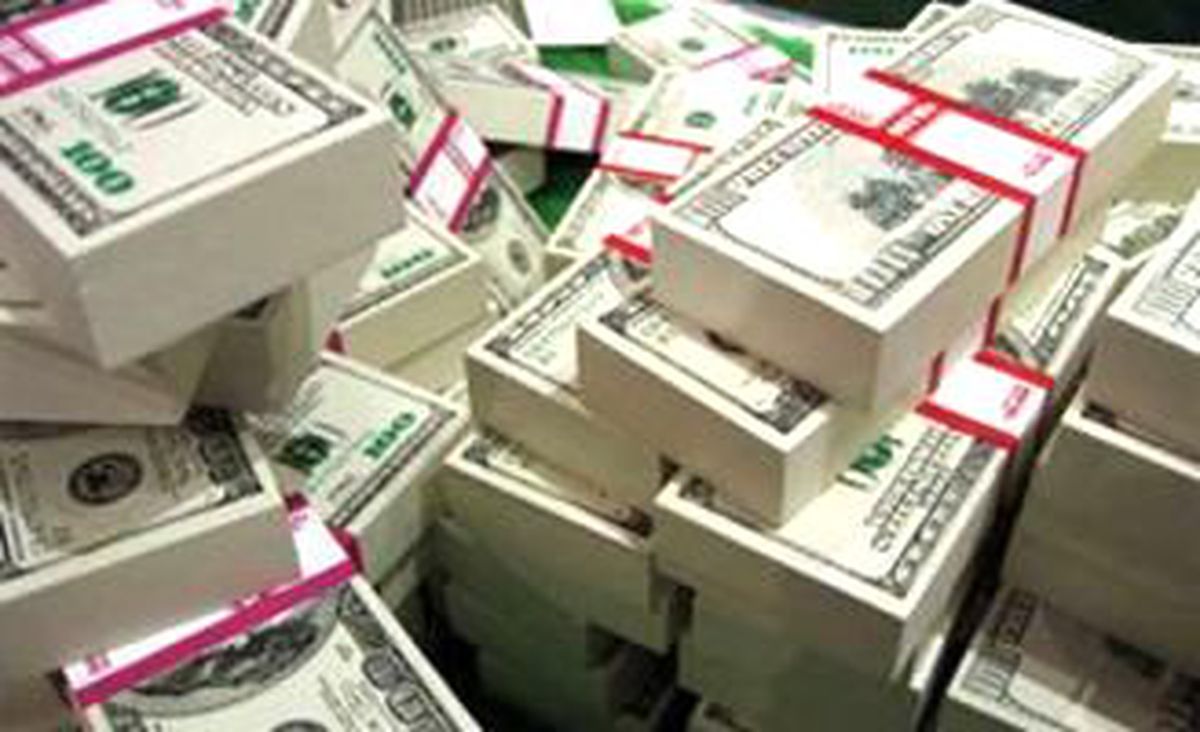 Dolar Son 1 Ayın Zirvesini Gördü
