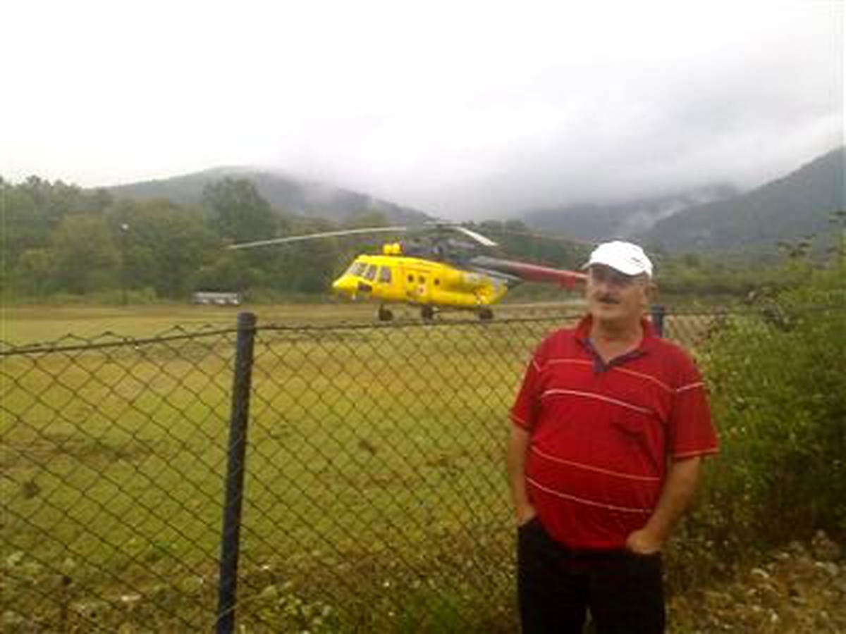 Helikopter Futbol Sahasına Zorunlu İniş Yaptı