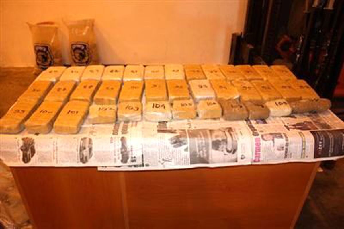 İpsala\'da Tır\'ın Hava Tüplerinden 54 Kilo Eroin Çıktı