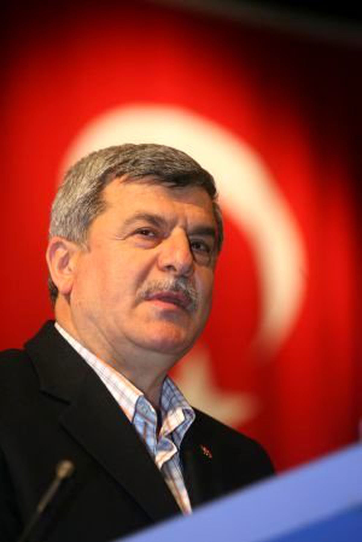 Karaosmanoğlu Zafer Bayramı\'nı Kutladı