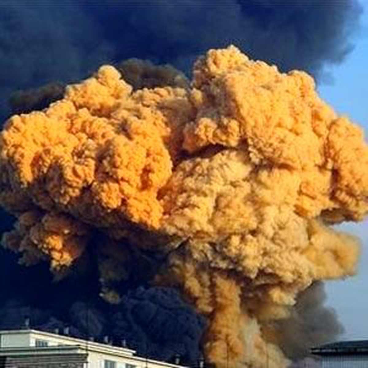 Şam\'da Cenaze Törenine Bombalı Saldırı: 12 Ölü