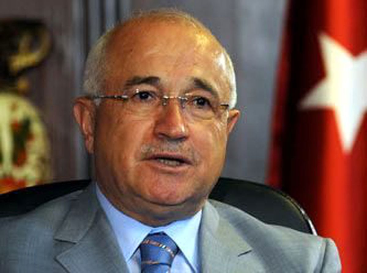 TBMM Başkanı Çiçek, Zafer Bayramı\'nı Kutladı