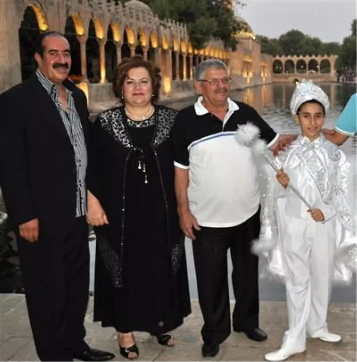 Ünlü Sanatçı İbrahim Tatlıses'in Yeğeni Sünnet Oldu