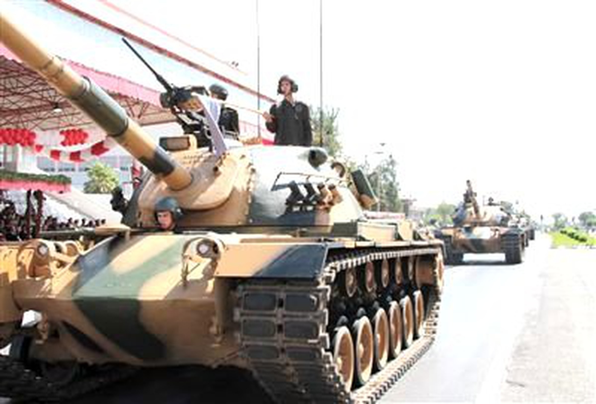 30 Ağustos Zafer Bayramı KKTC\'de Törenle Kutlandı