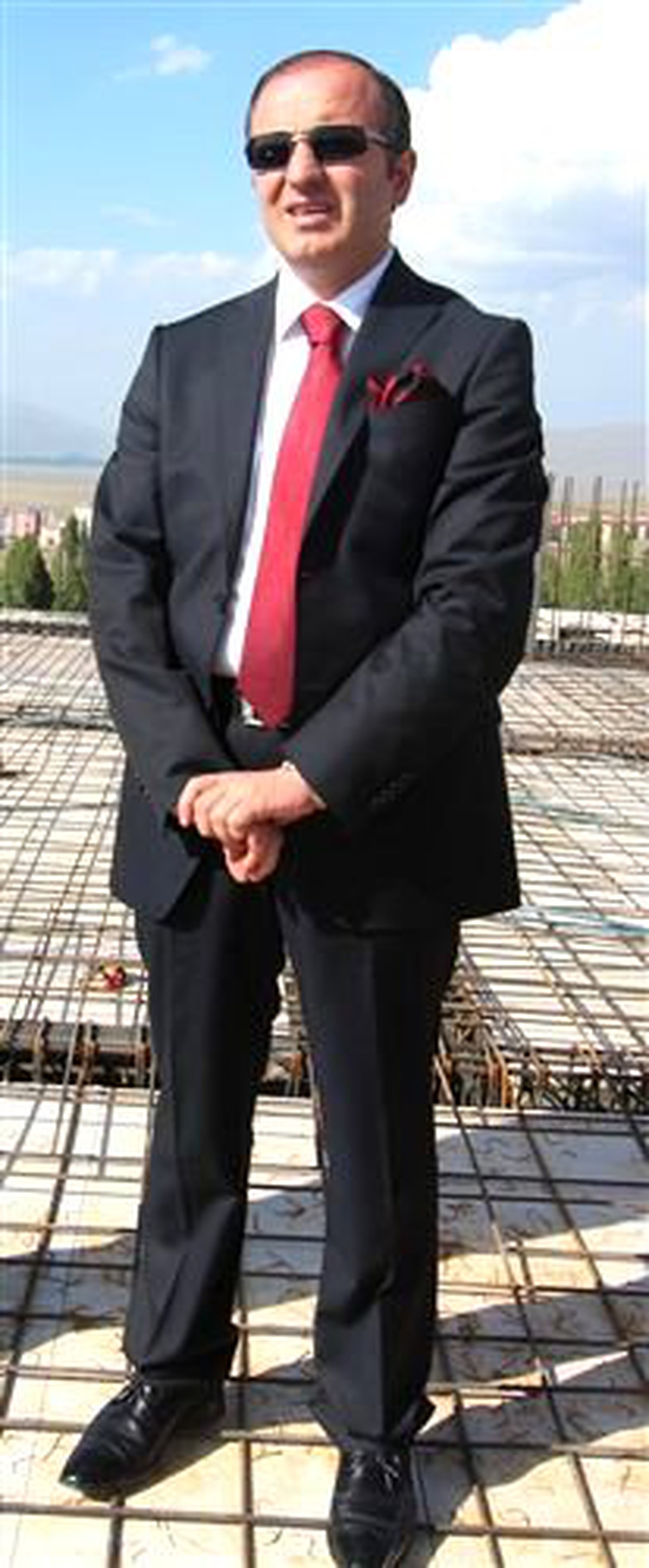 Büyükşehir Belediyesi, Kent Merkezi ve Doğusuna Modern Bir Görünüm Kazandırmaya Kararlı…