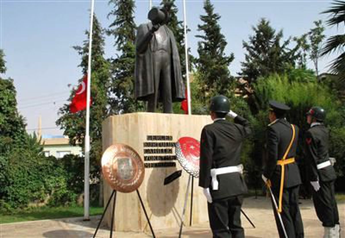 Ceylanpınar\'da Zafer Bayramı Törenlerle Kutlandı