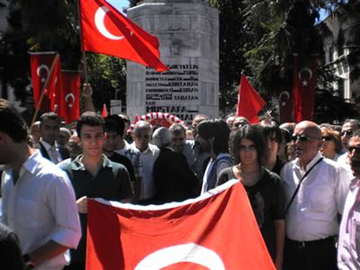 CHP 30 Ağustos Zafer Bayramı\'nı Kutladı