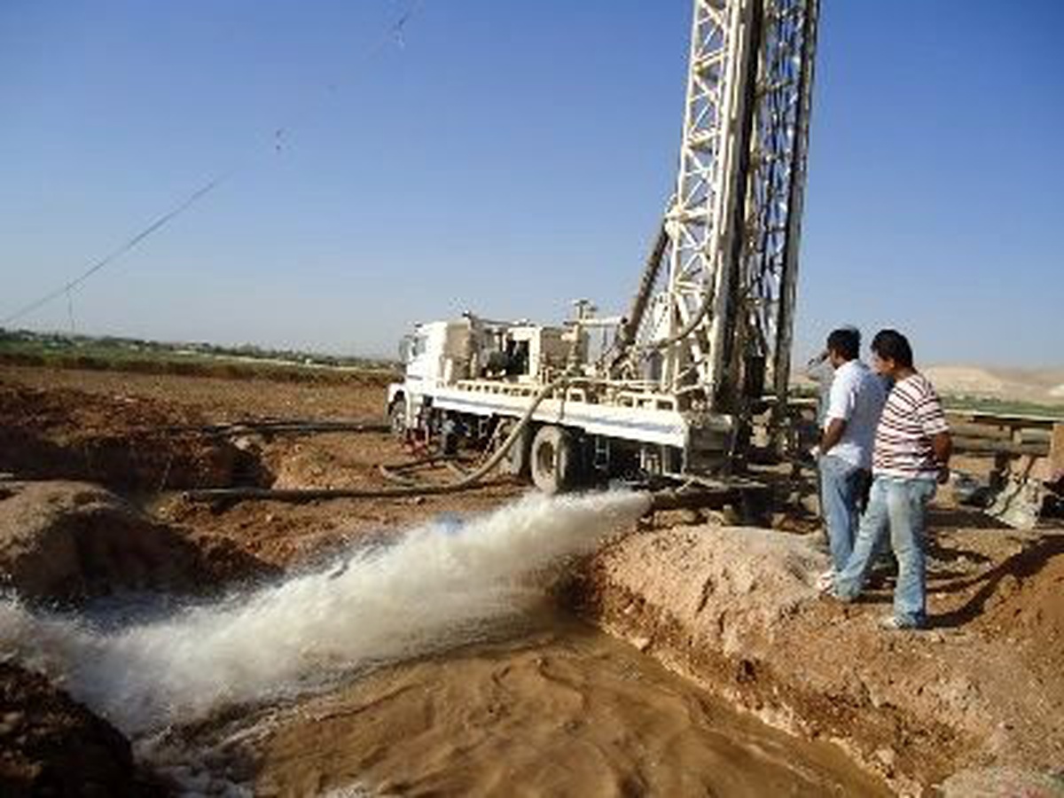 Denizli\'de Yeni Jeotermal Kuyusu Açıldı