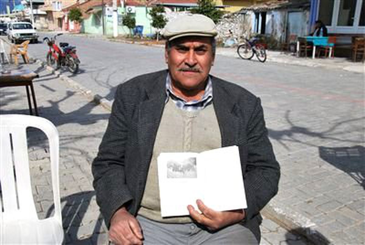 Emekliye Ayrılan Çoban, Koyun ve Keçi Aşkını Dörtlüklere Döktü