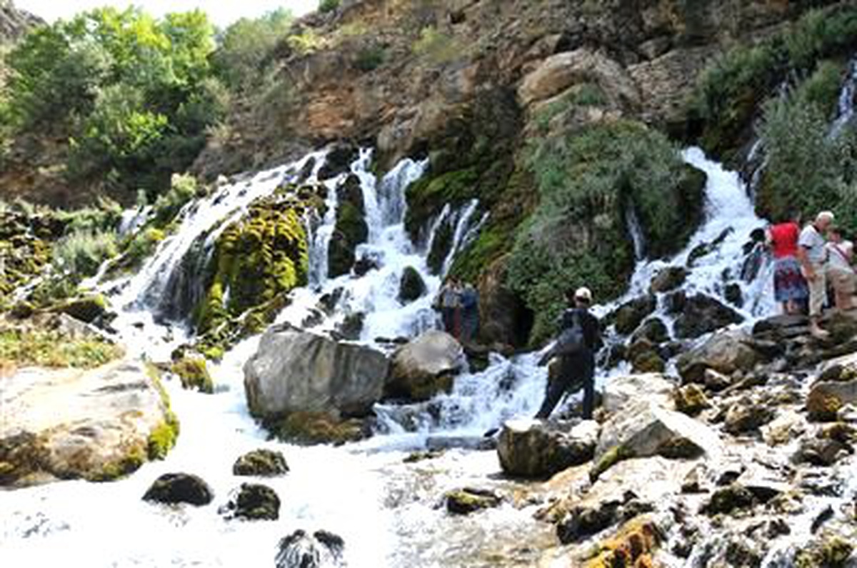Gümüşhane\'de Tabiat Parklarına Ziyaretçi Akını