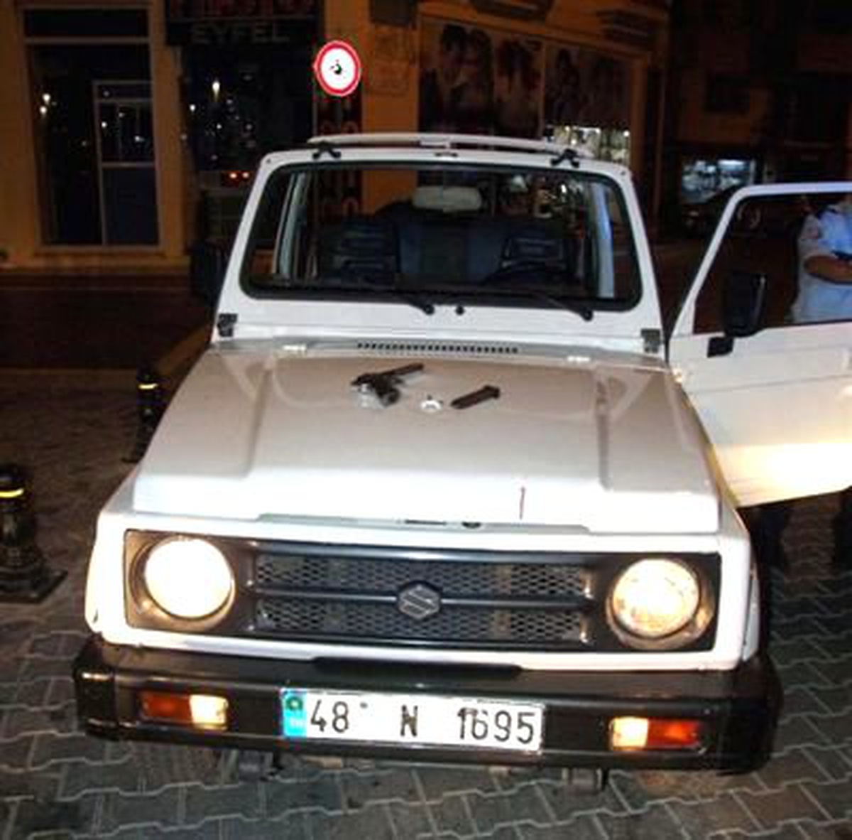 Güvenlikçilere Saldıran Şehir Magandasını Polis Yakaladı