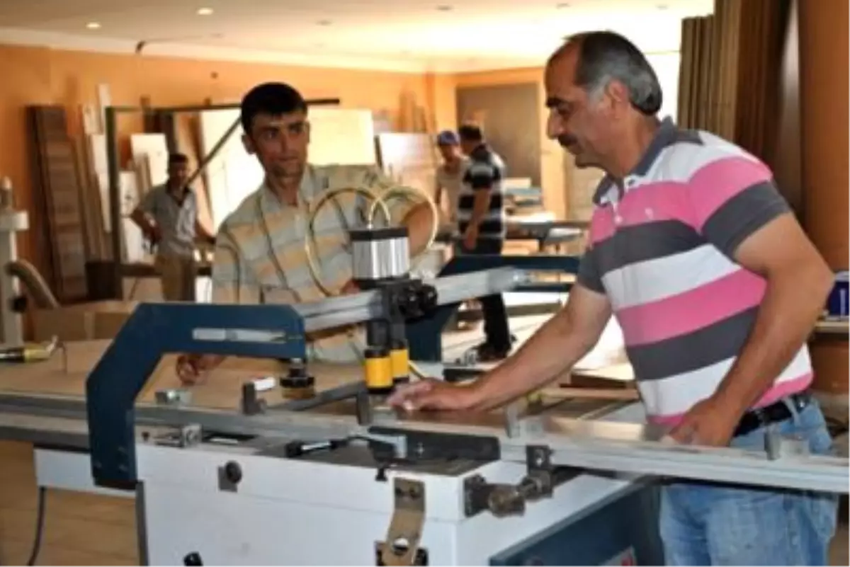 Kars'ta Ustalık ve Kalfalık Sınavları 3 Eylül'de Yapılacak