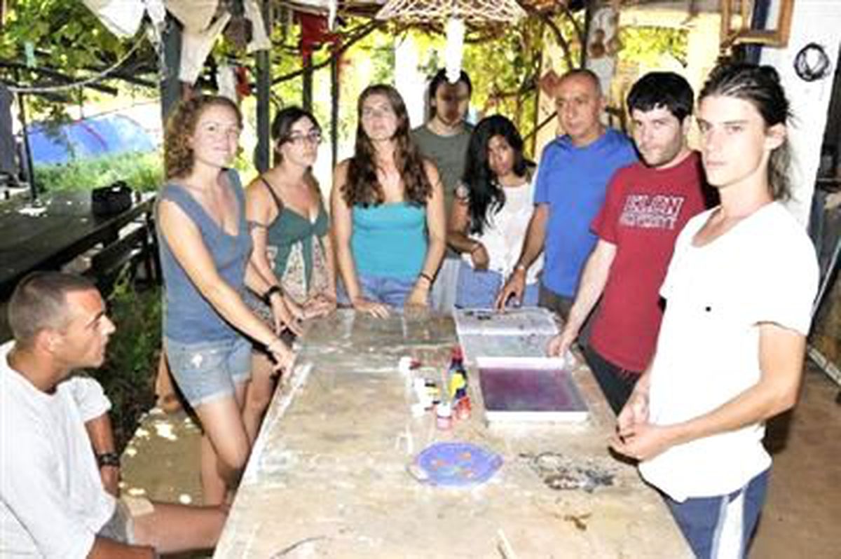 Kaş\'ta Tatil ve Sanat Kampı