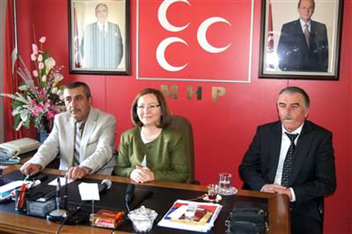 MHP\'li Demirel\'den "Dokunulmazlık" Açıklaması