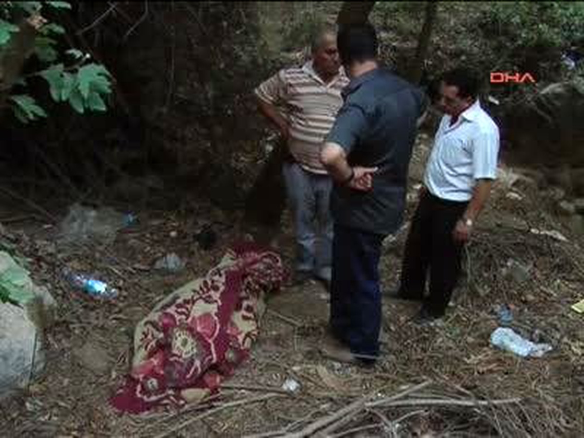Motosiklet ile İstinat Duvarına Çarpıp Dere Yatağına Düşen Adam Öldü
