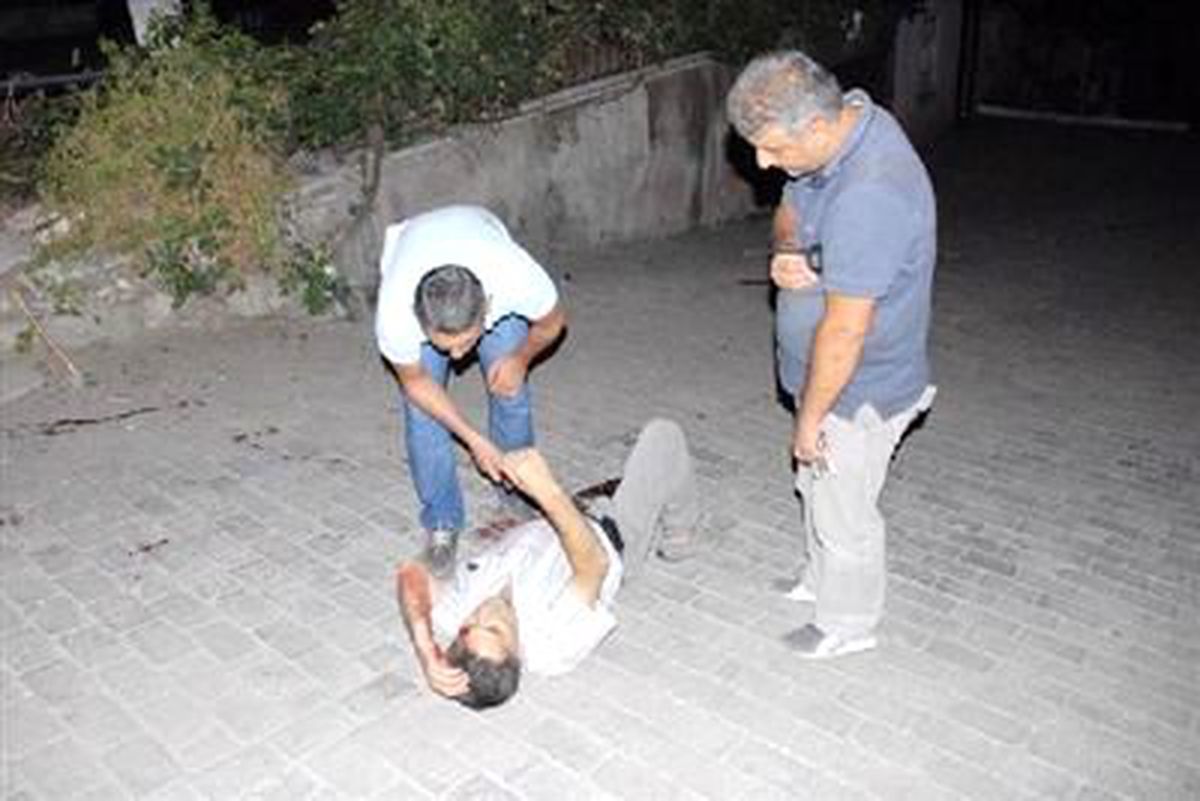 Para Vermeyince Bıçaklandı