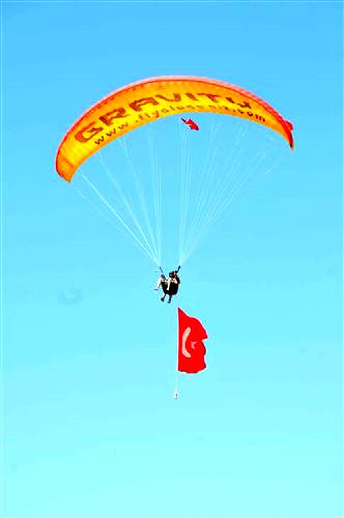 Paraşütçüler Zaferi Gökyüzünde Kutladı