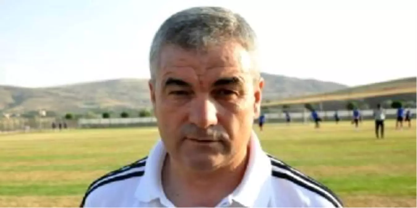 Sivasspor Teknik Direktörü Çalımbay, Kırıkkale Valisi Kolat\'ı Ziyaret Etti