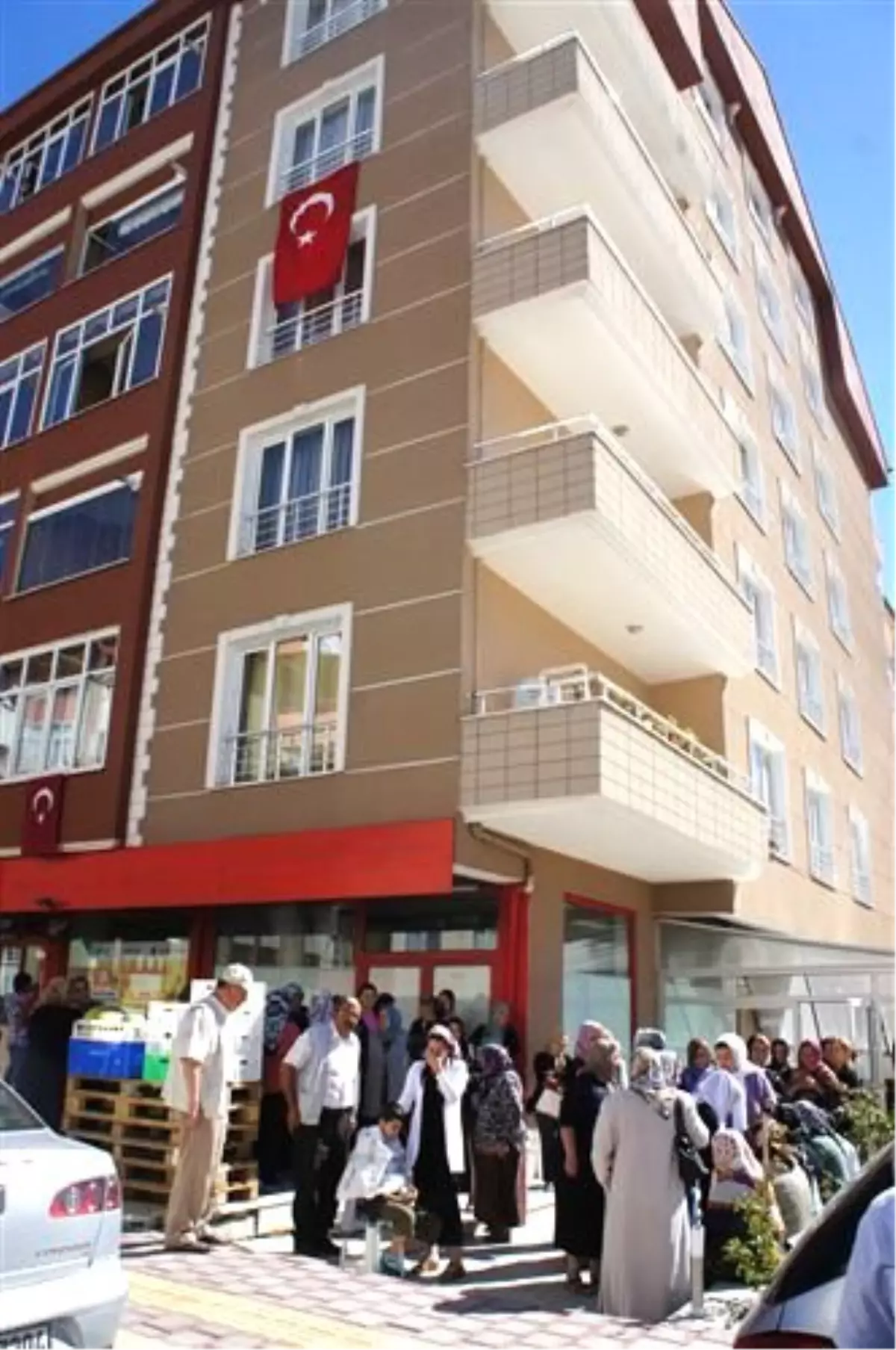 Terör Kurbanı Son Yolculuğuna Uğurlandı