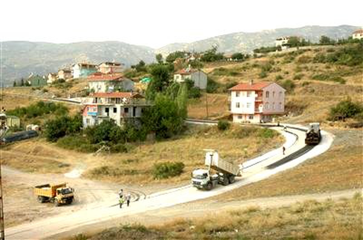 Tokat Belediyesi Asfalt Çalışmalarına Hız Verdi