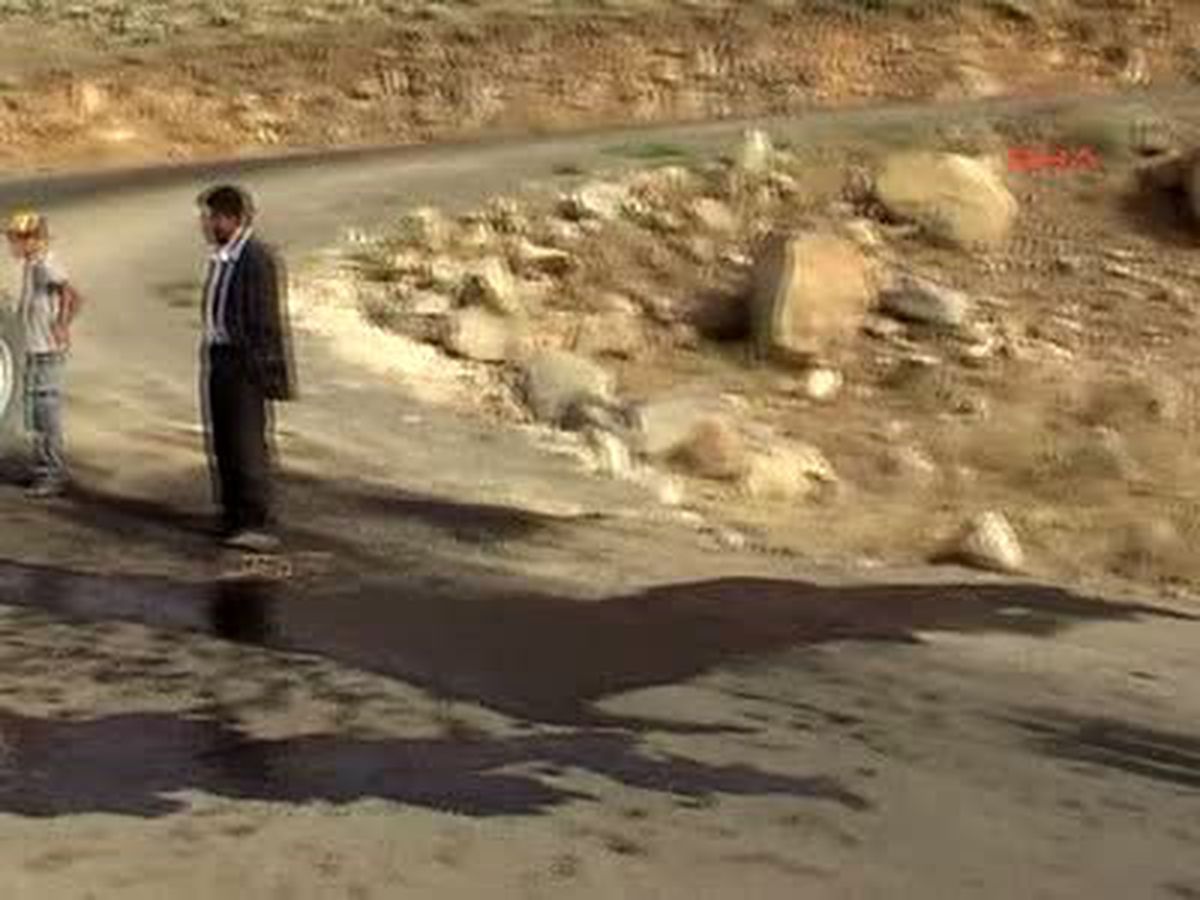 Traktör Devrildi 1 Ölü, 1 Yaralı