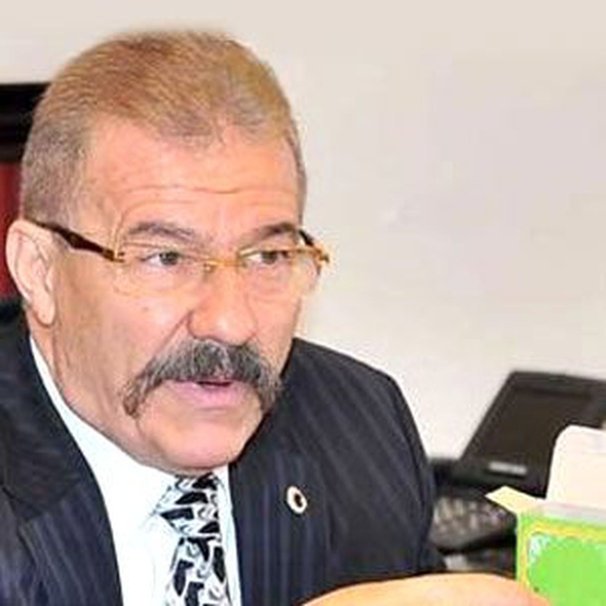 "Vali"Den Kaçak Çay Tepkisi