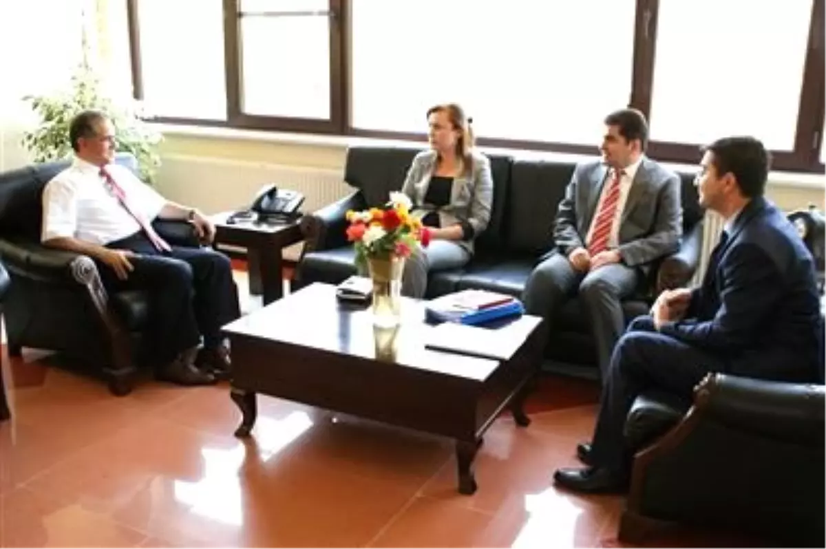 Vali Tapsız\'a Nezaket Ziyaretleri Yoğunlaştı