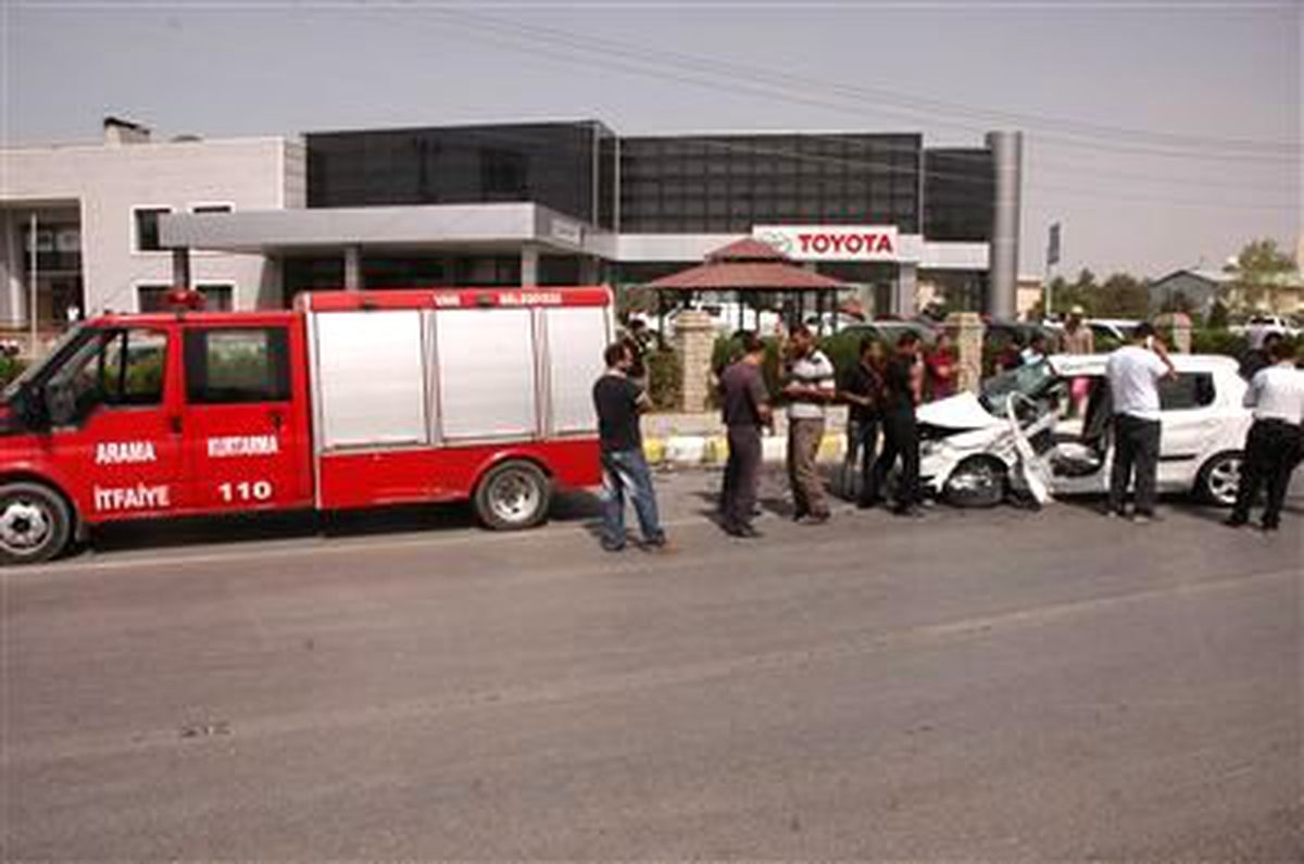 Van\'da Trafik Kazası, 5 Yaralı