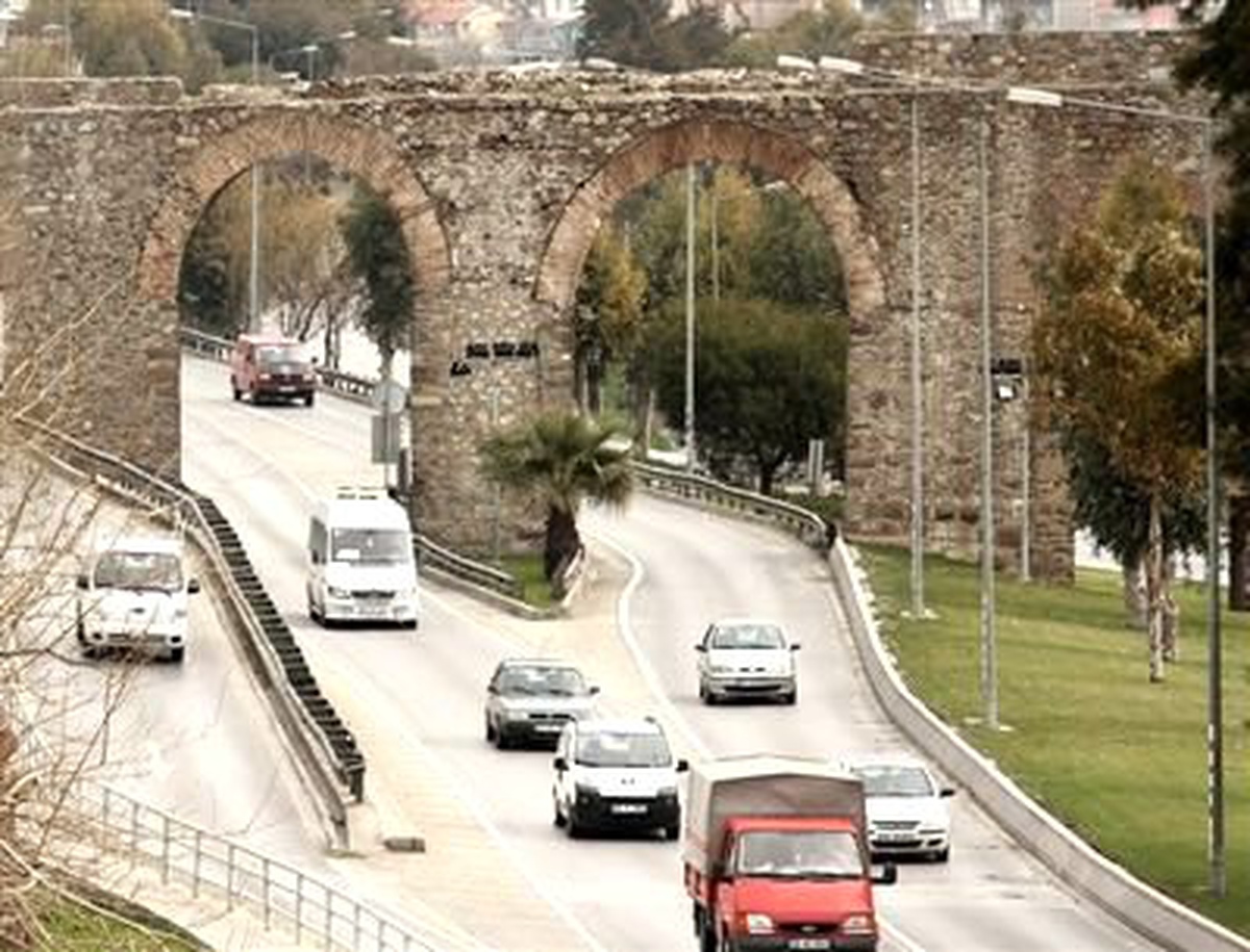 Vezirağa Su Kemerlerine Koruma Kalkanı