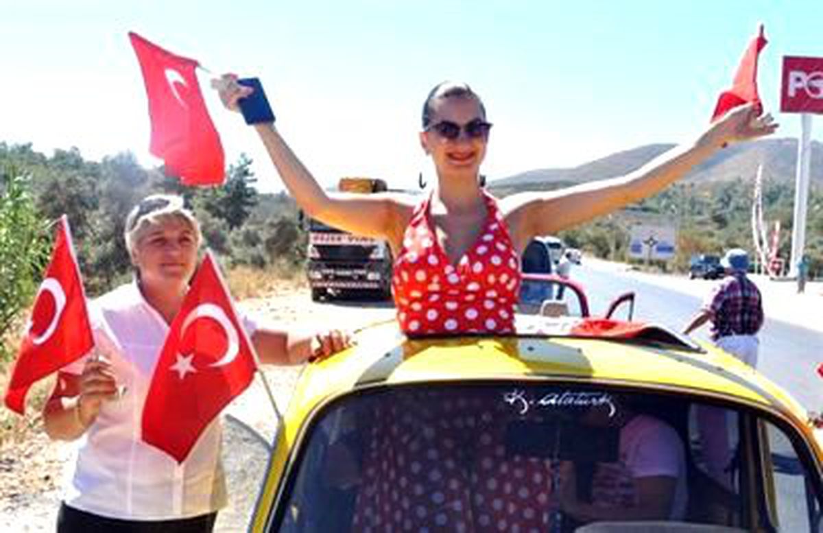 Vosvos Tutkunlarından Zafer Bayramı Turu