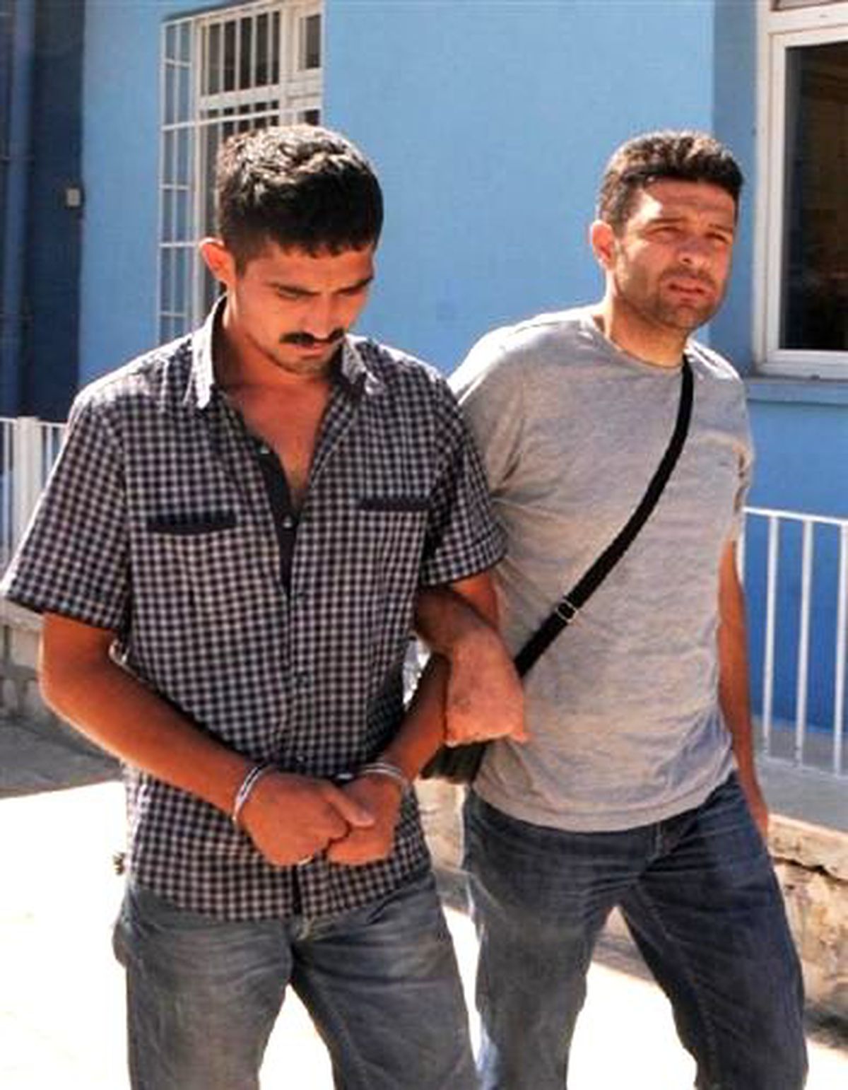 Çaldığı Bilgisayarı Satarken Yakalandı