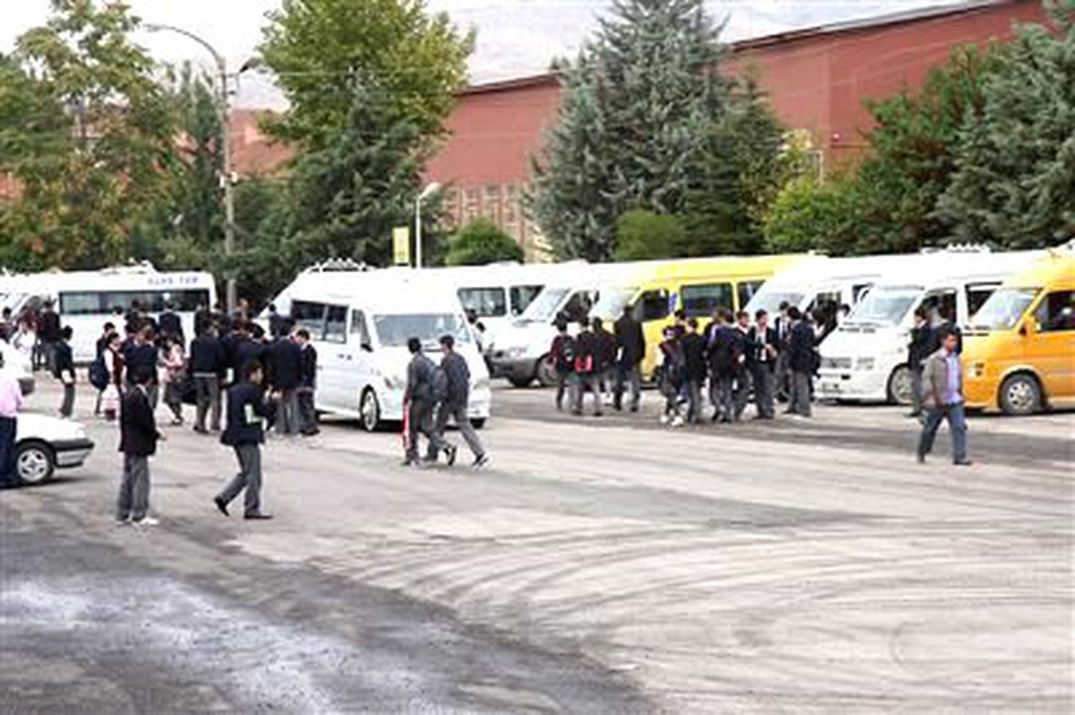 Elazığ Belediyesi Servis Şoförlerine Uyarıda Bulundu