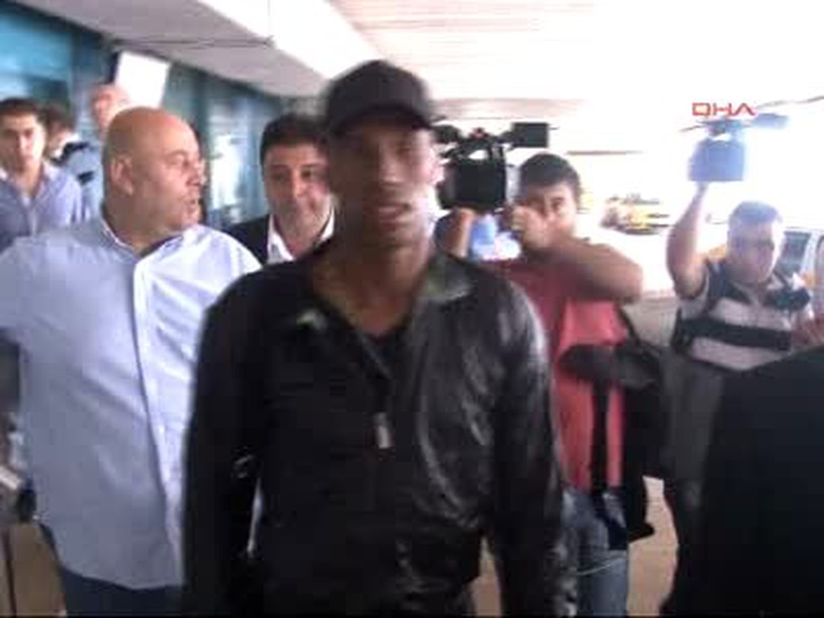 Emerson Trabzon\'da Emerson Trabzon\'da Trabzonspor\'da Benfica\'dan Transfer Edilen Brezilyalı...