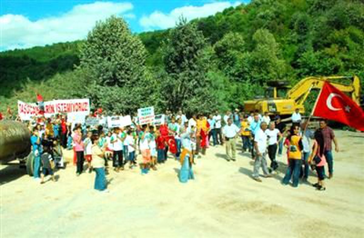 Paşakent\'te Taş Ocağı Protestosu