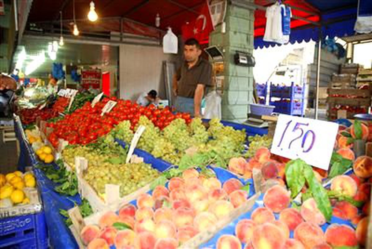 Pazar Esnafı Satışlardan Memnun Değil