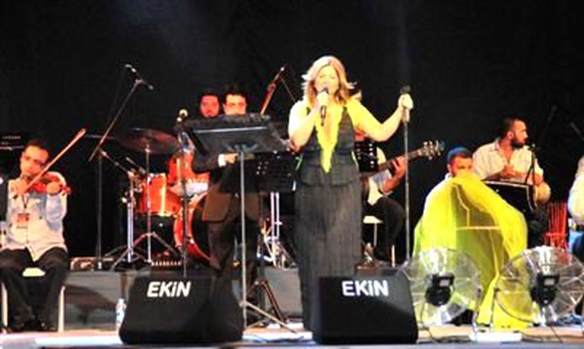 Sibel Can Bodrum\'u Salladı