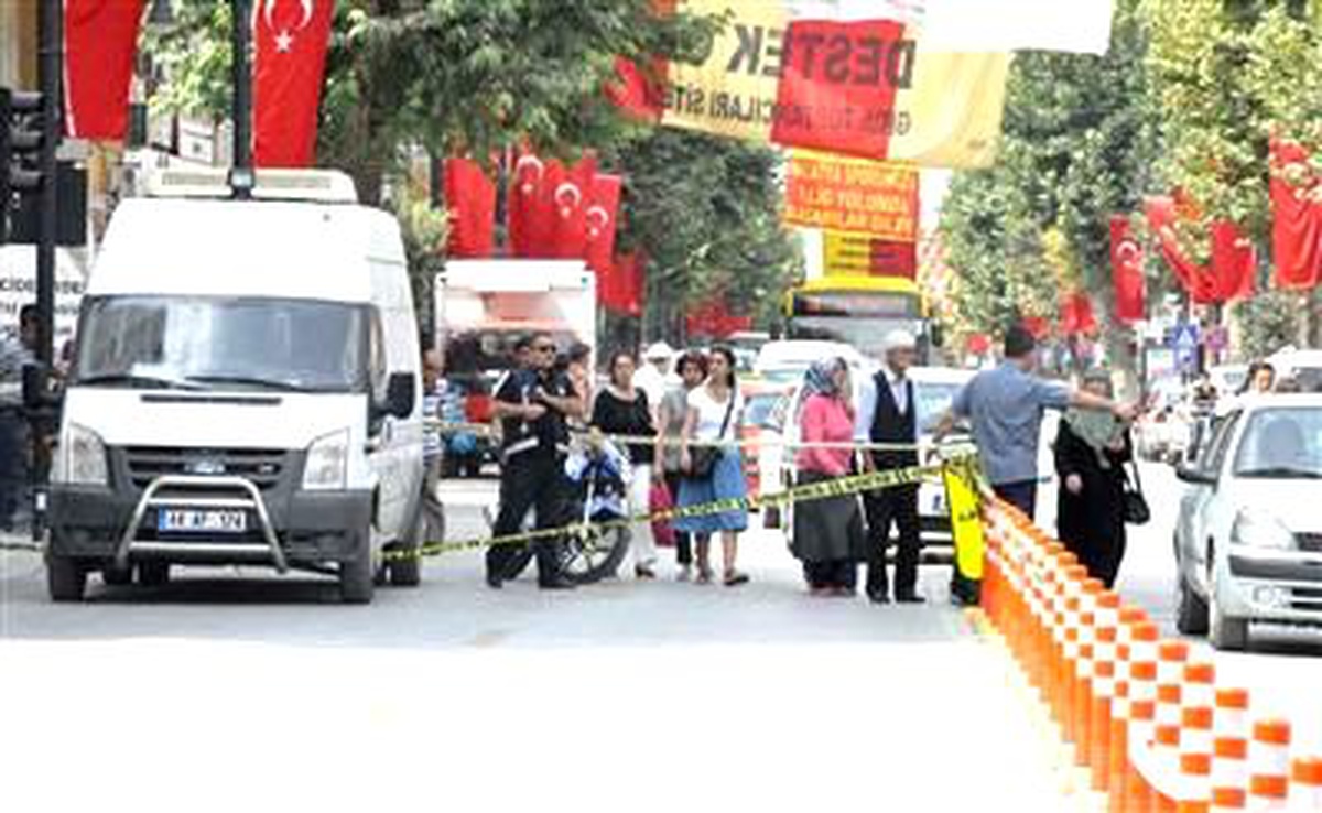 Şüpheli Motosiklet Polisi Alarma Geçirdi