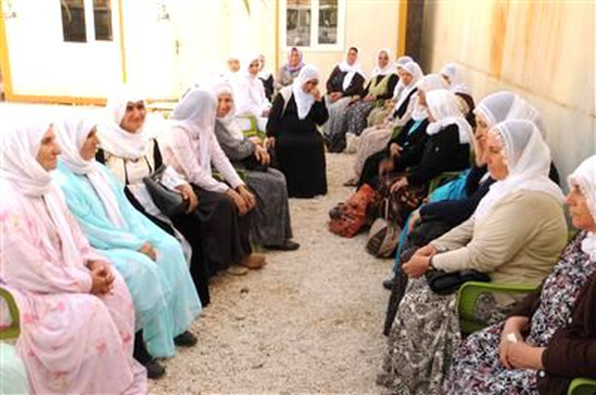 Barış Anneleri İnisiyatifi Üyeleri Oturma Eylemi Başlattı